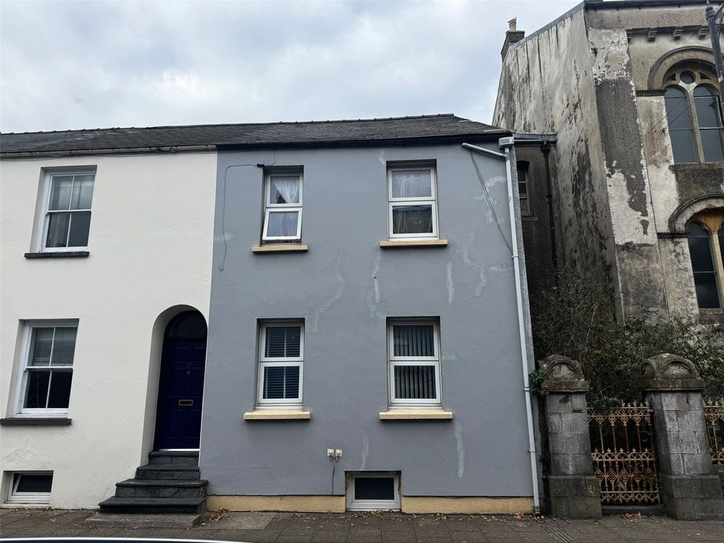 5 bed terraced house for saleHamilton Terrace, Pembroke, Pembrokeshire SA71