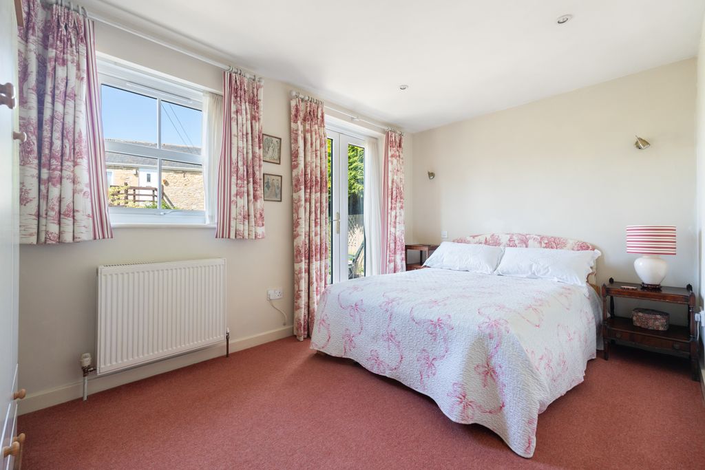 Additional image 17 of 5 bed detached house for saleThe Common, Broughton Gifford, Wiltshire SN12