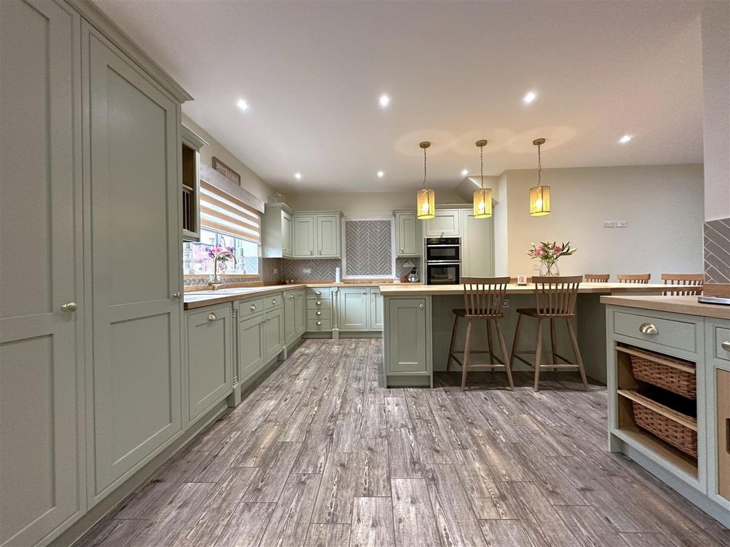 Additional image 13 of 5 bed detached house for saleLondon Road, Balderton, Newark NG24