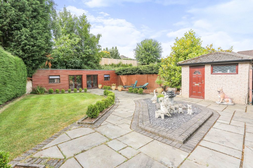Additional image 19 of 5 bed detached house for saleRutherford Glen, Whitestone, Nuneaton CV11