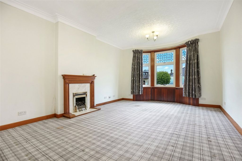 Additional image 2 of 6 bed bungalow for saleGlenacre Drive, Largs, North Ayrshire KA30