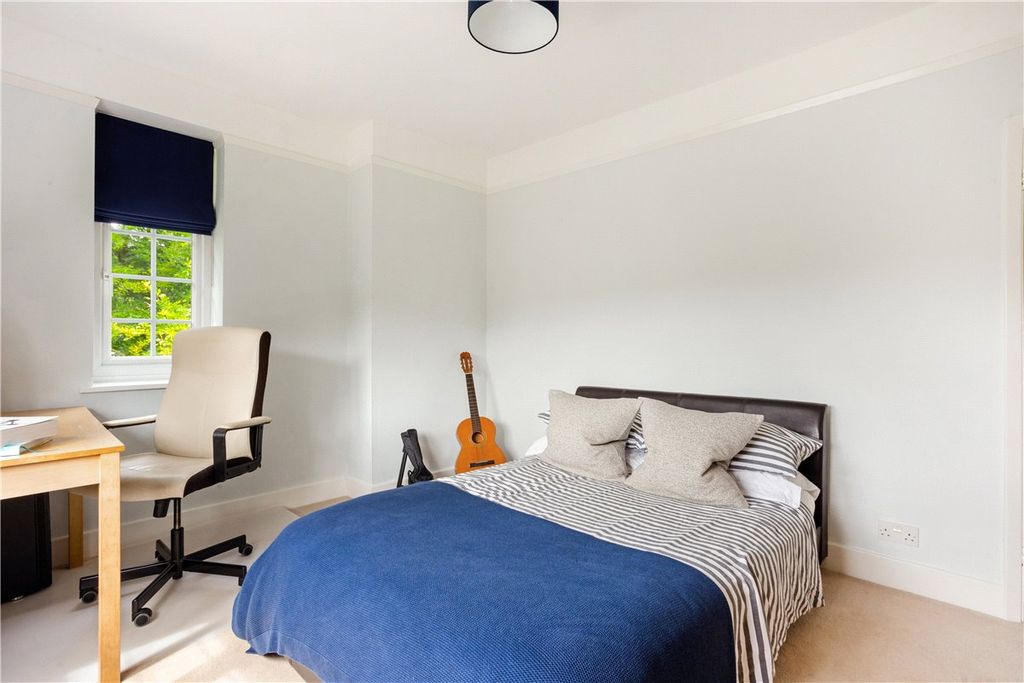 Additional image 20 of 6 bed detached house for saleBath Road, Marlborough, Wiltshire SN8