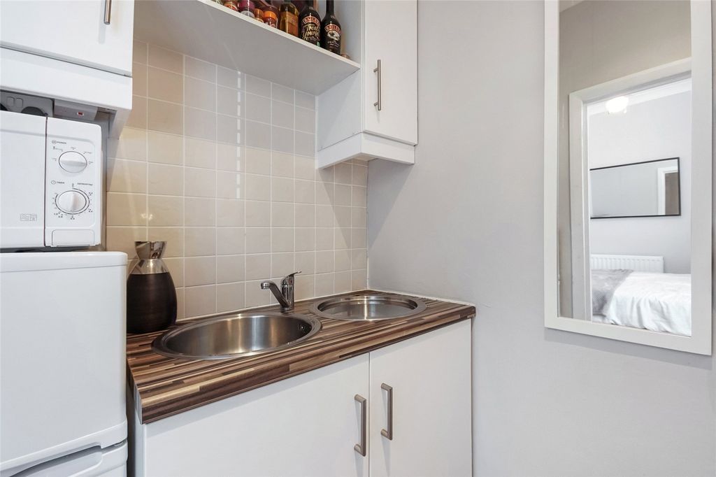 Additional image 12 of 1 bed flat for saleLow Waters Road, Hamilton, South Lanarkshire ML3
