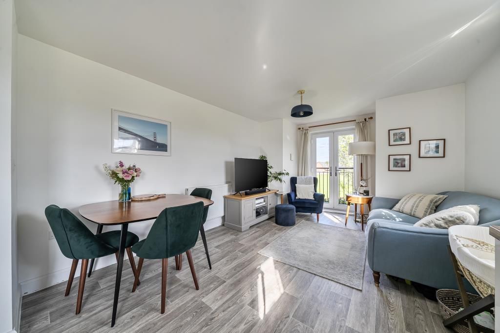 Additional image 5 of 2 bed flat for saleNewbury, Berkshire RG14