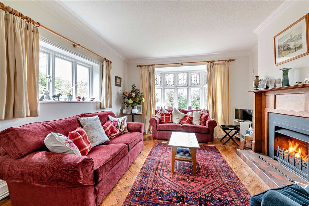 Additional image 2 of 5 bed detached house for saleAndover Road, Newbury, Berkshire RG14