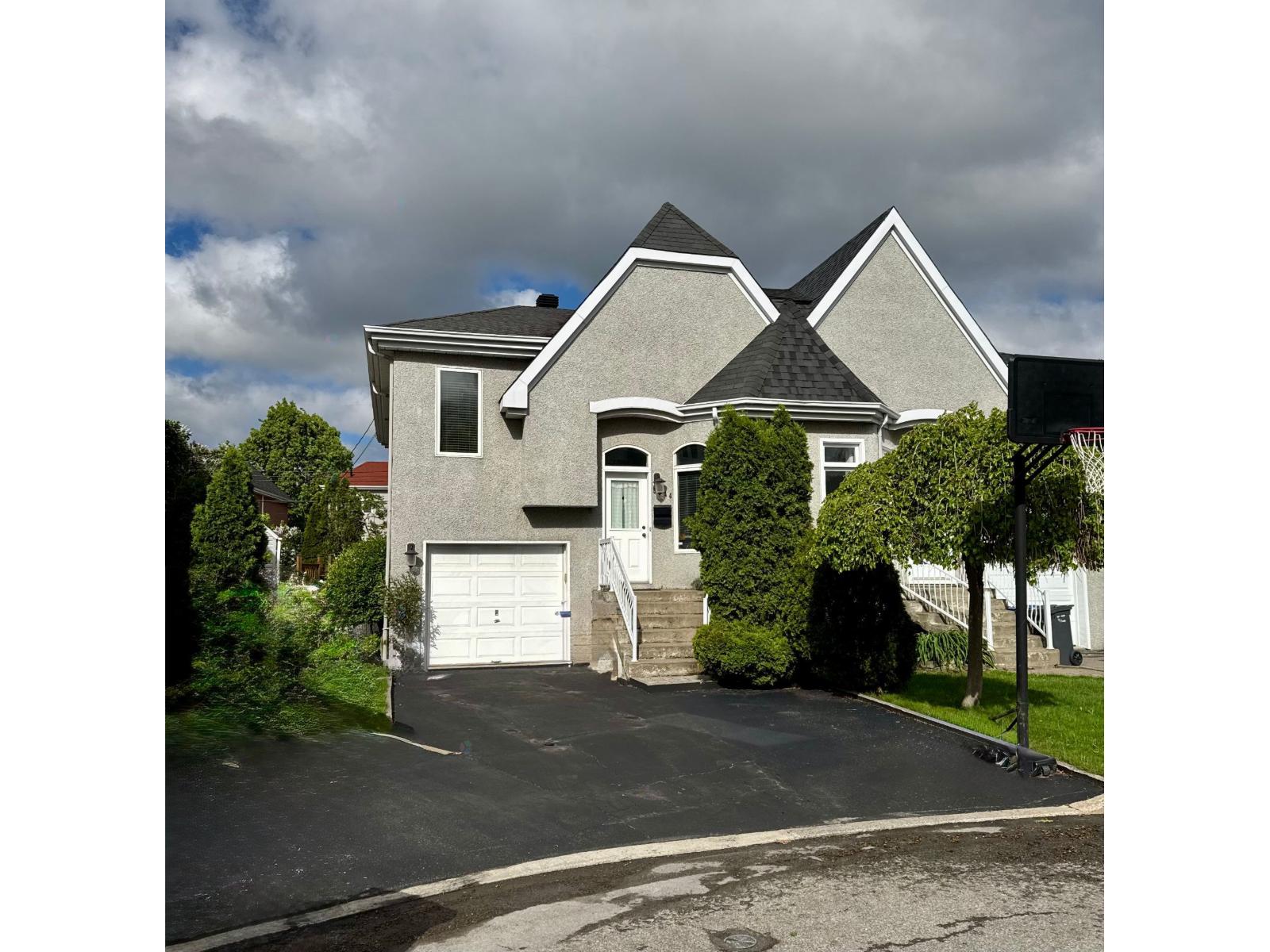 5944 Rue des Cardinaux