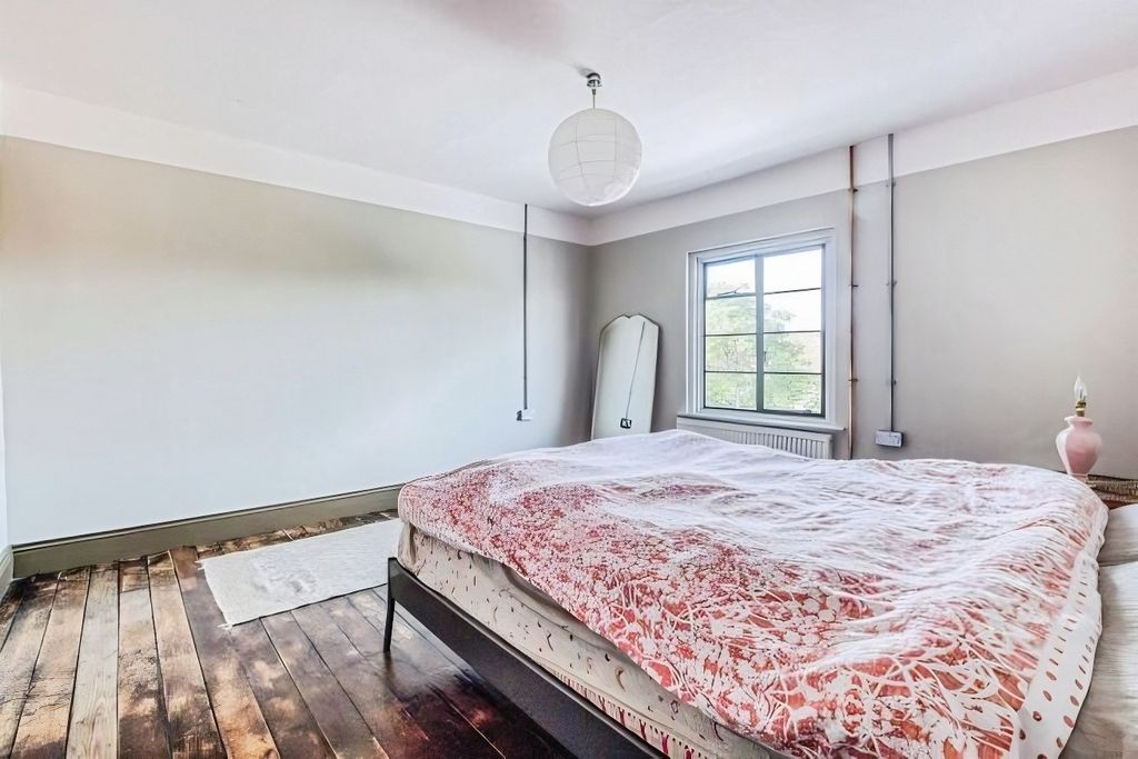 Additional image 14 of 2 bed flat for saleTachbrook Road, Leamington Spa CV31