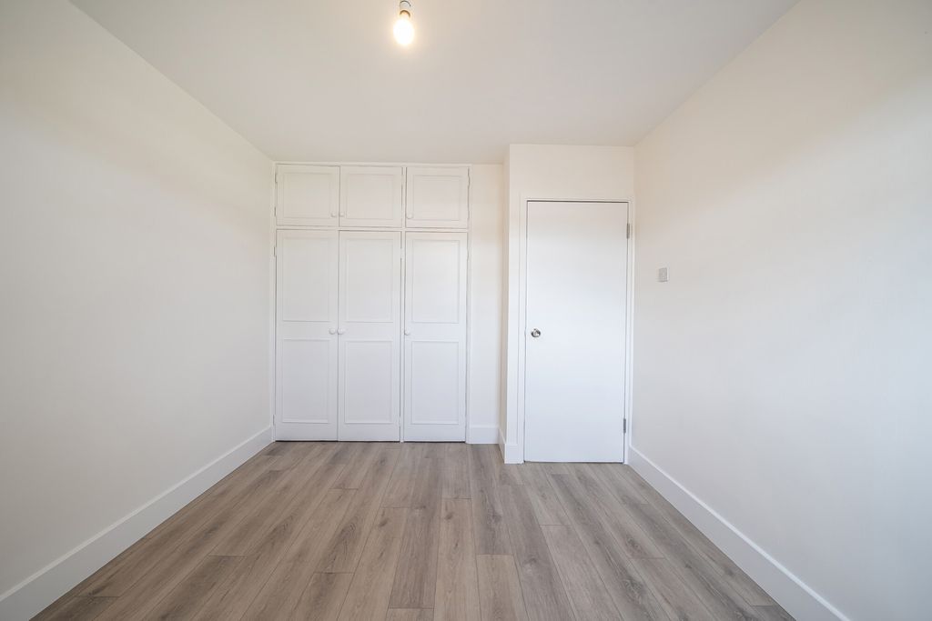 Additional image 6 of 2 bed flat for saleNigel Close, Northolt UB5