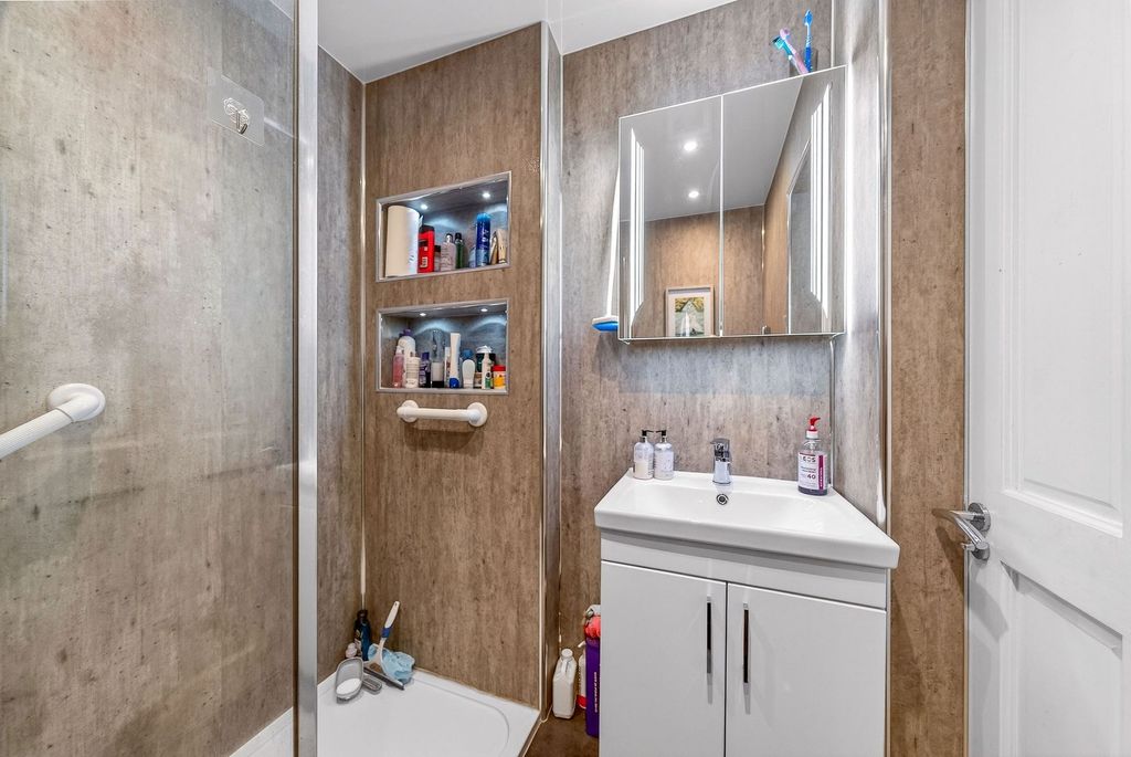 Additional image 27 of 2 bed cottage for saleThe Loan, Loanhead EH20