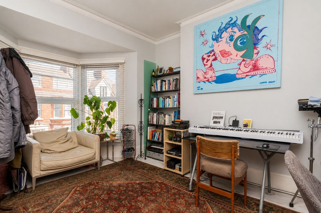Additional image 12 of 3 bed flat for saleStation Road, Margate, Kent CT9