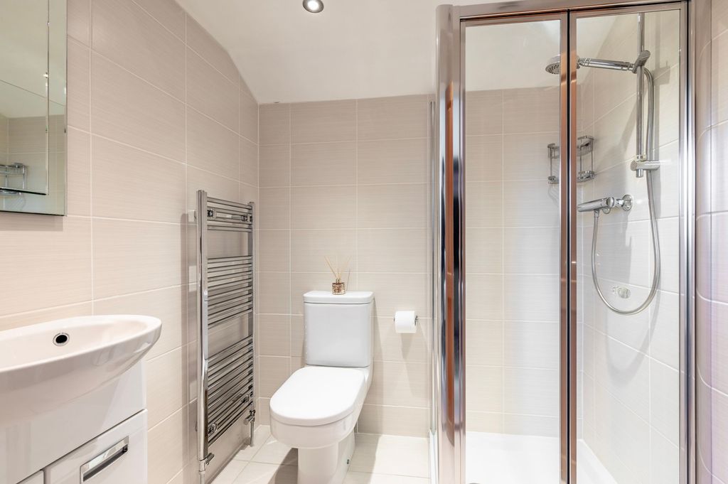 Additional image 17 of 4 bed detached house for saleHall Drive, Oulton Broad NR32