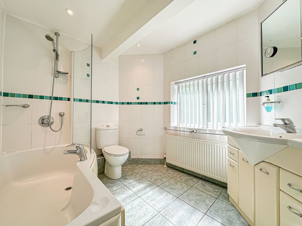 Additional image 33 of 4 bed detached house for saleChester High Road, Neston CH64