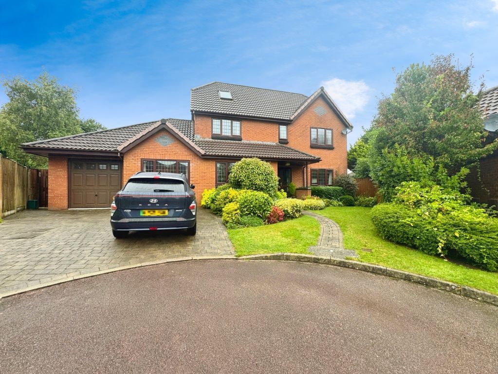 6 bed detached house for saleLlys-Y-Dderwen, Llangennech, Llanelli, Carmarthenshire SA14