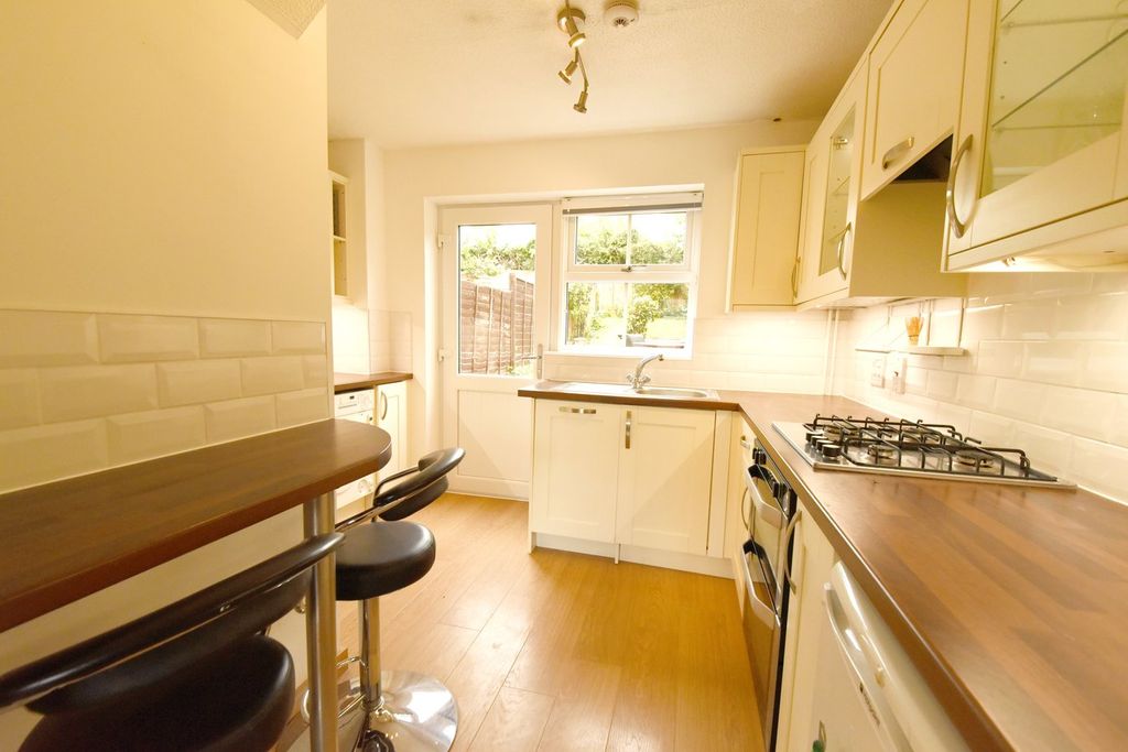 Additional image 4 of 1 bed terraced house for saleHarrington Close, Newbury RG14