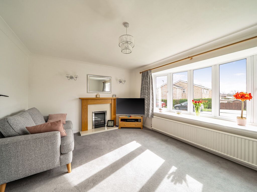 Additional image 4 of 3 bed detached house for saleCavewell Gardens, Ossett, West Yorkshire WF5