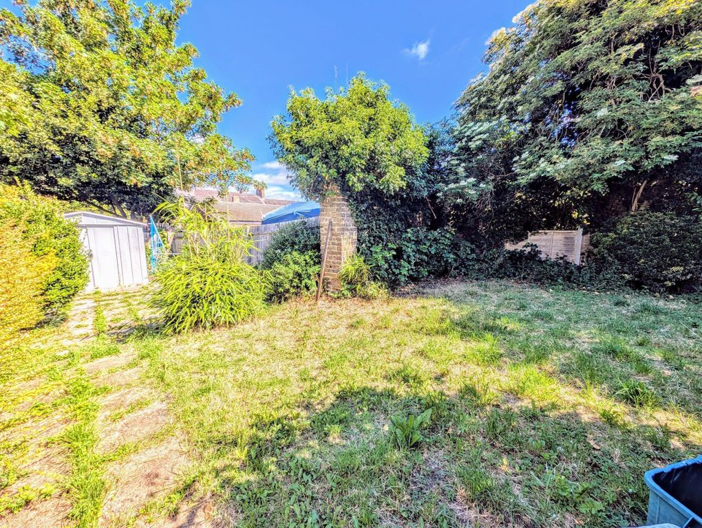 Additional image 9 of 2 bed maisonette for saleFlat, Pearson Court, Central Road, Morden SM4