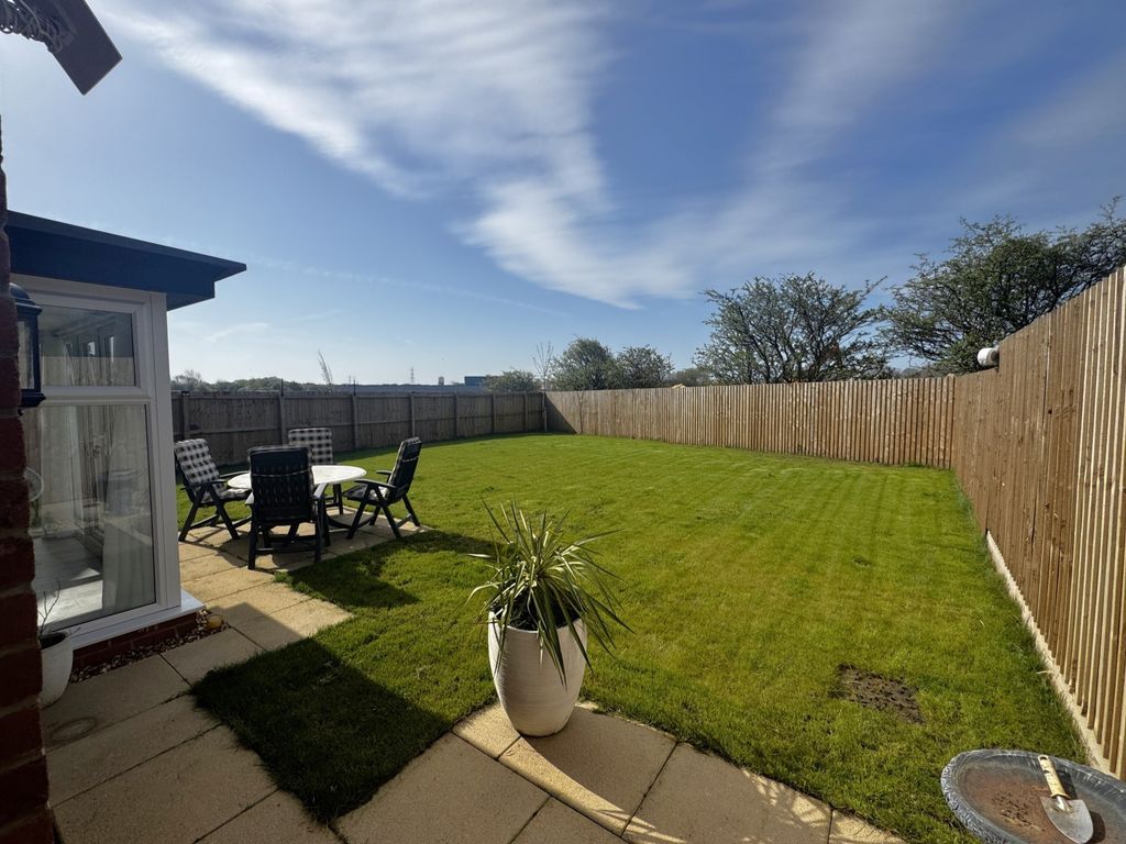 4 bed detached house for saleSpring Lane, Tithe Gardens, Poulton-Le-Fylde FY6 photo 2