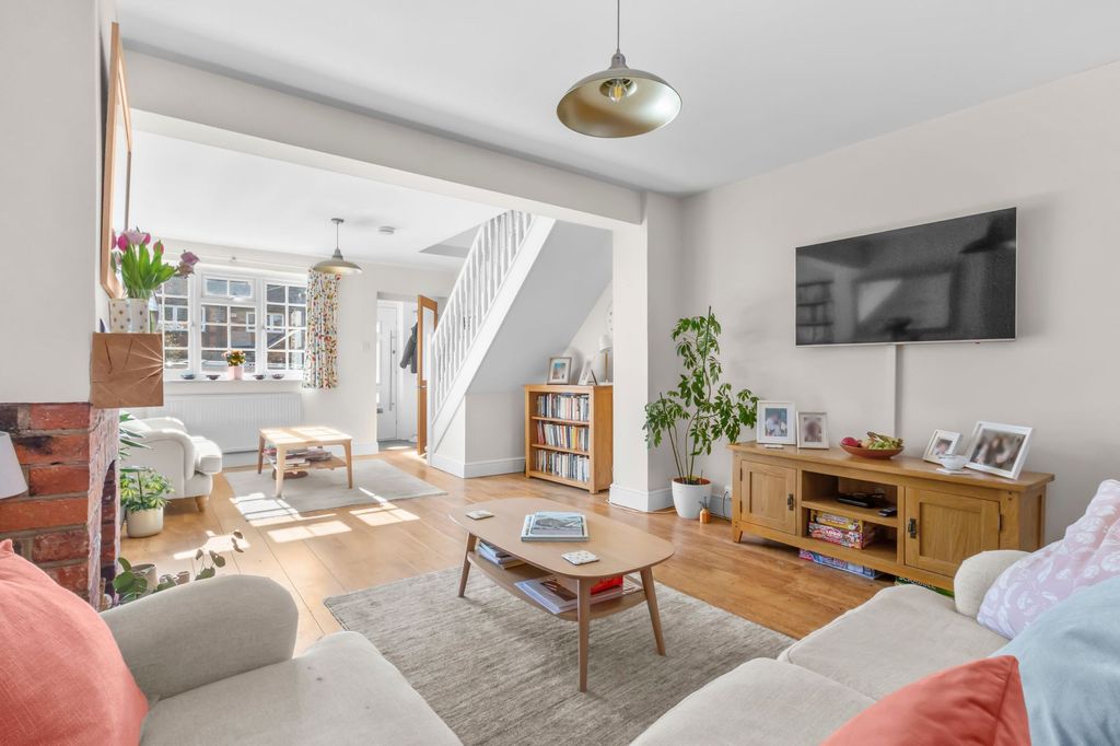 Additional image 3 of 2 bed terraced house for saleQueens Road, Princes Risborough HP27
