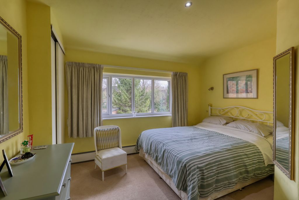 Additional image 7 of 4 bed semi-detached house for saleSummerleys Road, Princes Risborough, Buckinghamshire HP27