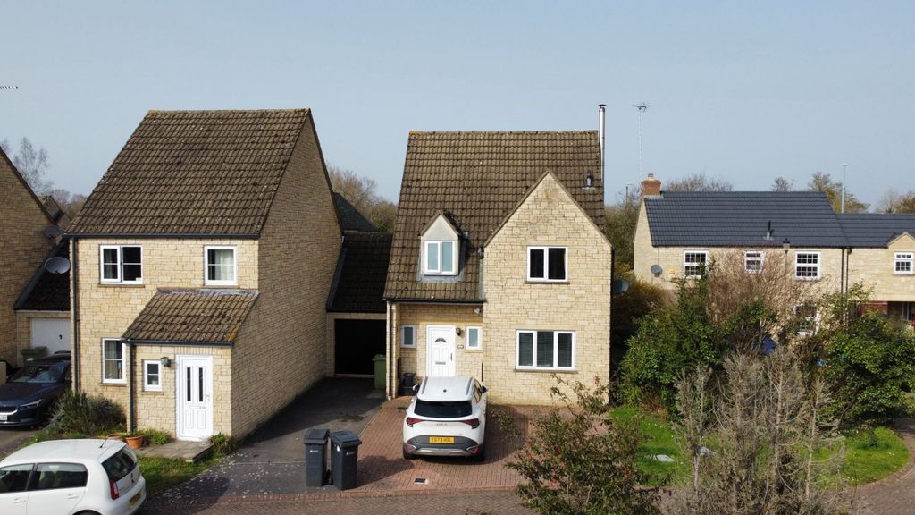 Additional image 17 of 4 bed link detached house for salePerrinsfield, Lechlade, Gloucestershire GL7