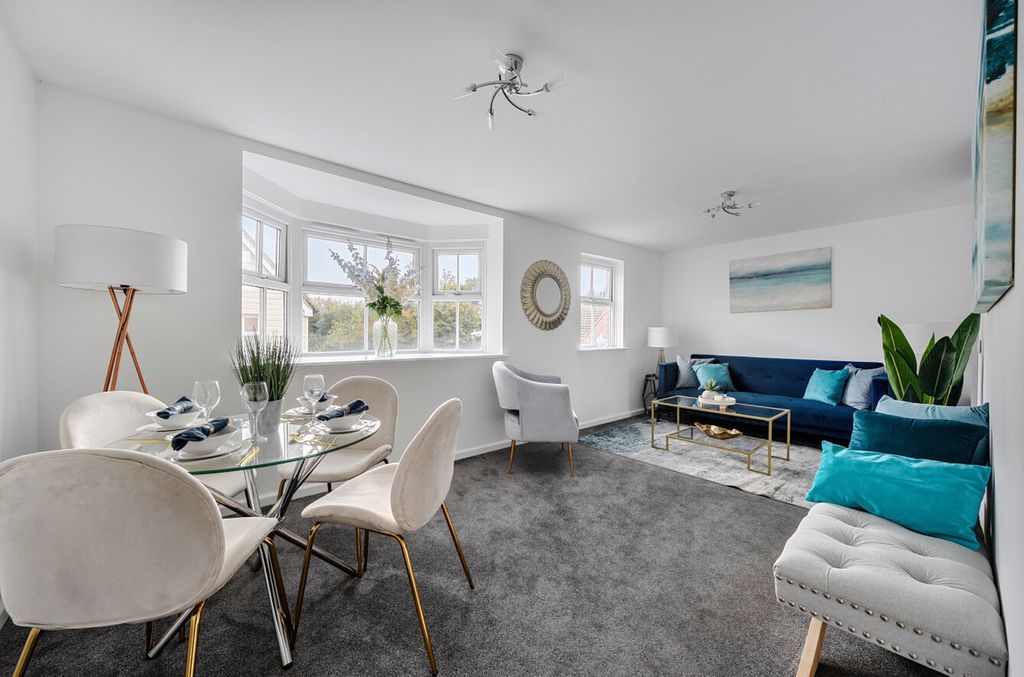 Additional image 2 of 2 bed flat for saleRiverside, Codmore Hill, Pulborough RH20