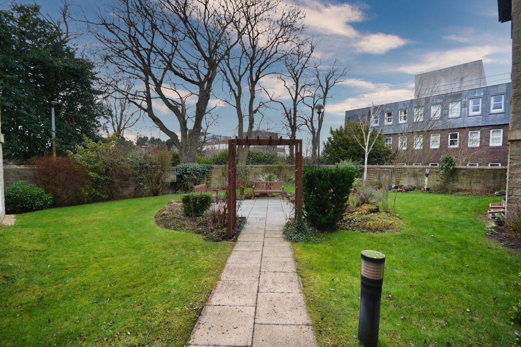 Additional image 11 of 1 bed flat for saleWellside Place, Wellside Court FK1