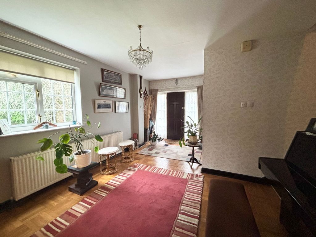 4 bed detached house for saleChatsworth Road, Worsley M28