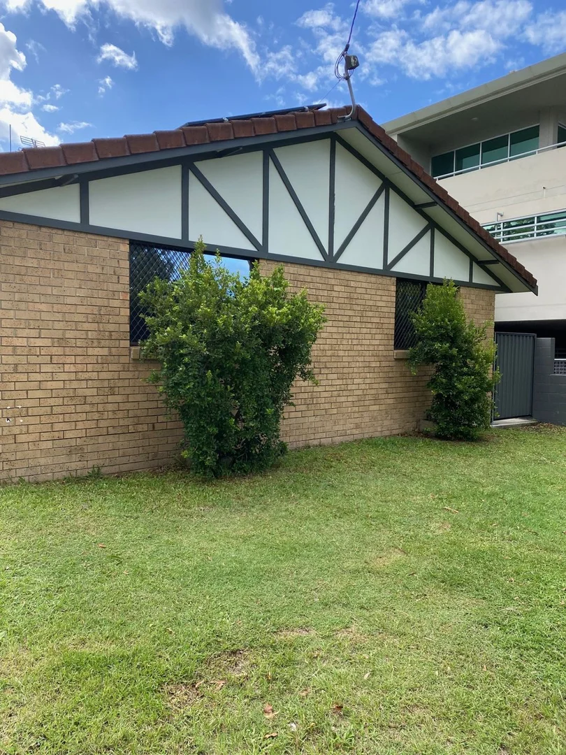 Nerang QLD 4211 photo 2