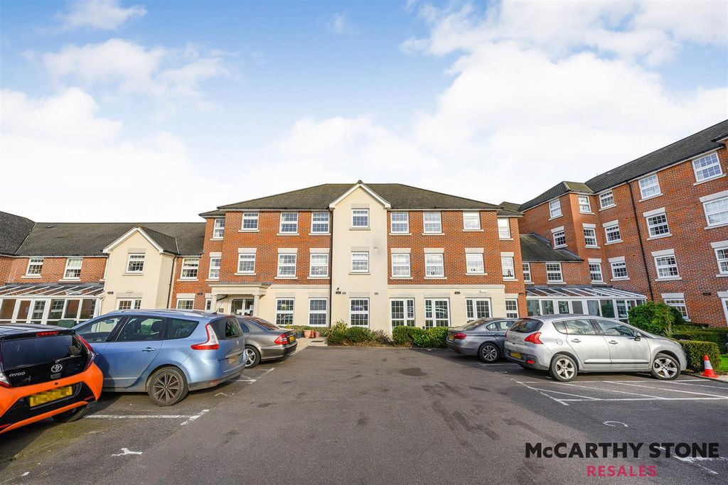 Additional image 18 of 2 bed flat for saleWeighbridge Court, High Street, Ongar, Essex CM5