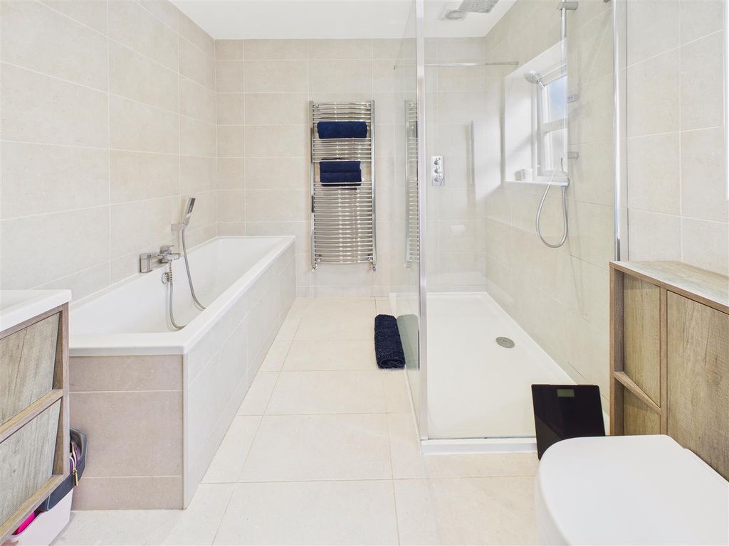 Additional image 16 of 4 bed detached house for saleAston Hall Drive, North Ferriby HU14