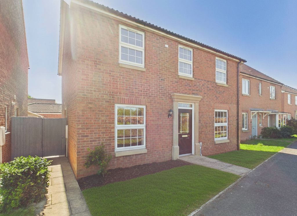 4 bed detached house for saleMallard Way, Market Rasen LN8