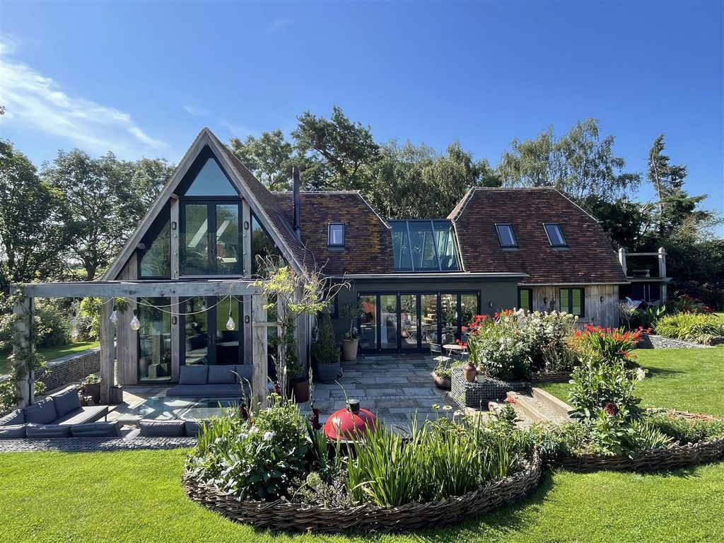 4 bed detached house for saleGun Lane, Sherington, Newport Pagnell MK16