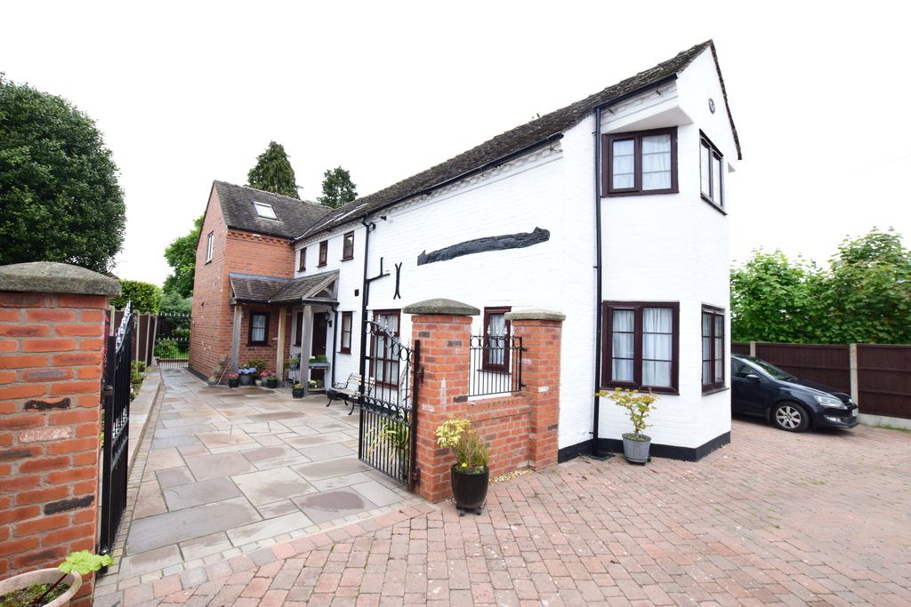 4 bed detached house for saleBarrow Styles Lane, Market Drayton, Shropshire TF9