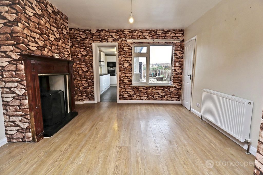 Additional image 3 of 3 bed semi-detached house for saleBeaumont Road, Nuneaton, Warwickshire CV11