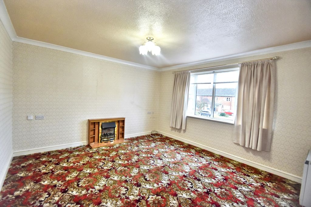 Additional image 4 of 2 bed flat for saleSutton Court, Skegness PE25