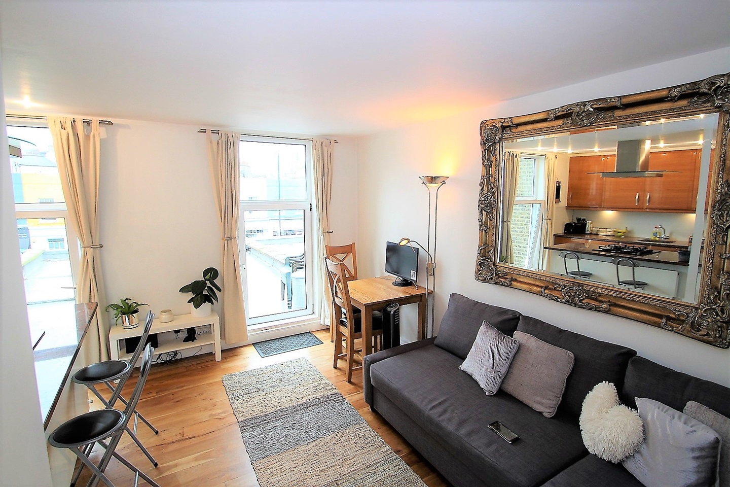 1 Bed Flat, Kennington Road, SE11, N1 7GU photo 3
