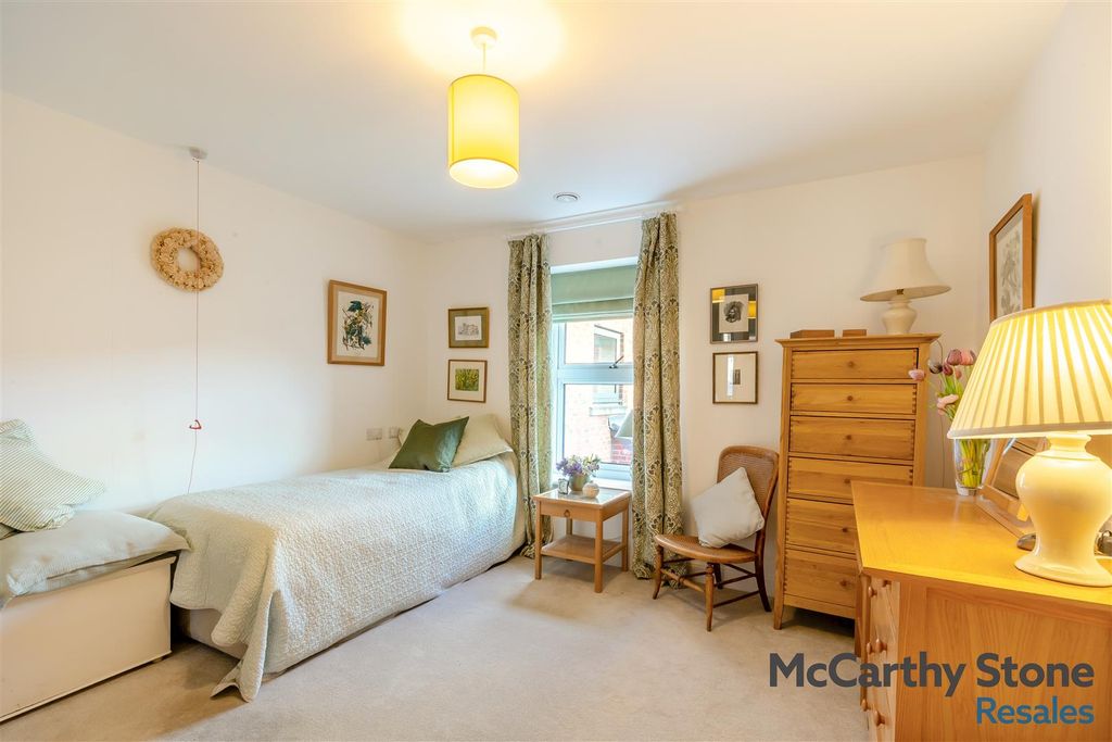 Additional image 6 of 2 bed flat for saleElizabeth House, St. Giles Mews, Stony Stratford, Milton Keynes MK11