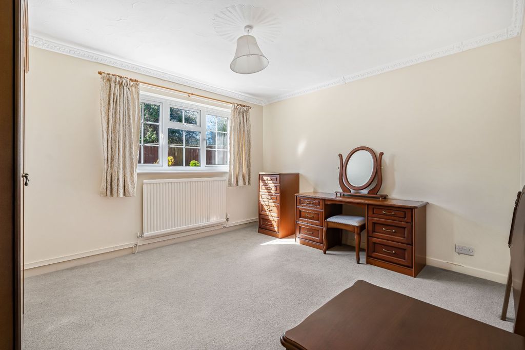 Additional image 7 of 3 bed bungalow for saleBriary Road, Lechlade, Gloucestershire GL7