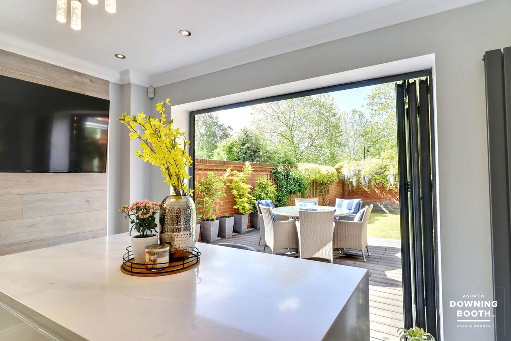 5 bed detached house for saleFriary Road, Lichfield WS13
