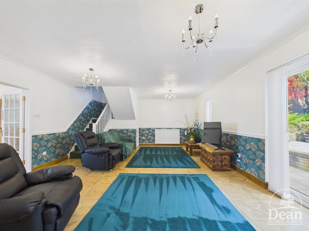 Additional image 5 of 4 bed detached house for saleThe Hawthorns, Lydney GL15