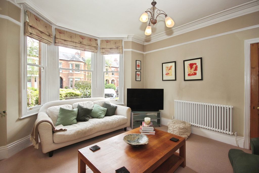 Additional image 4 of 4 bed terraced house for saleGaveston Road, Leamington Spa, Warwickshire CV32