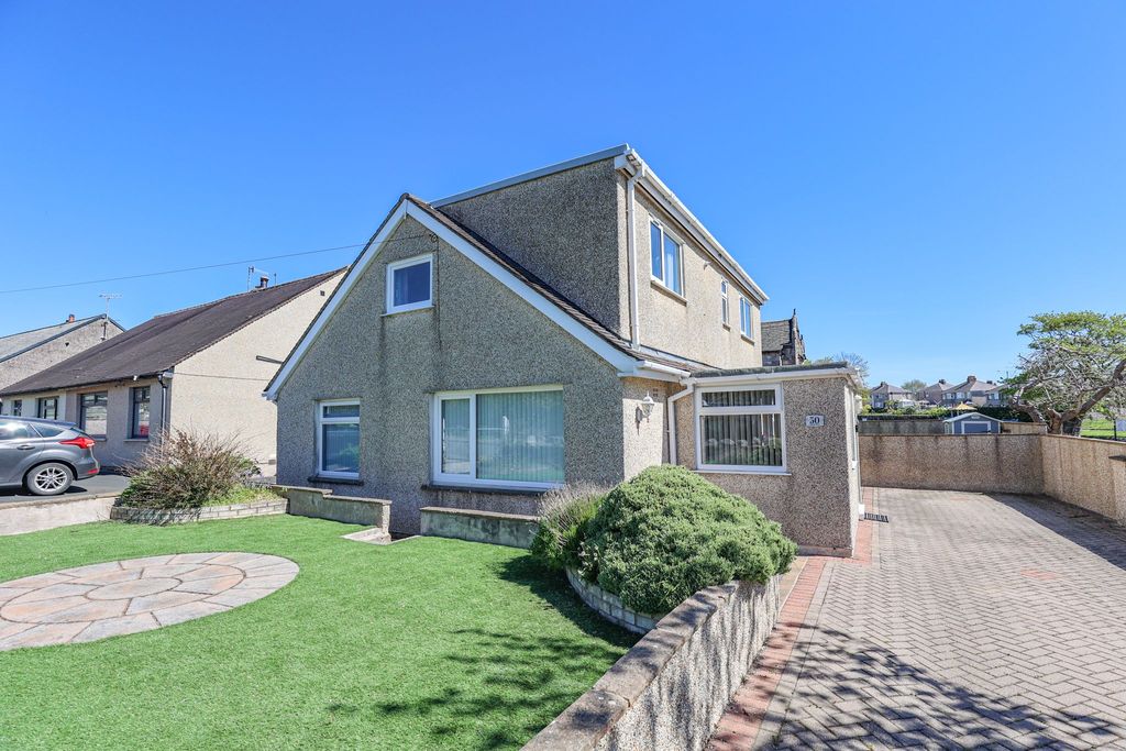 4 bed detached house for saleSchool Road, Heysham, Morecambe LA3