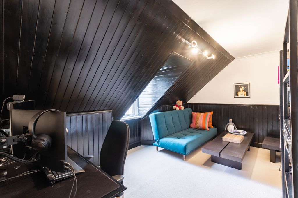 Additional image 31 of 4 bed town house for saleUnion Place, Montrose DD10
