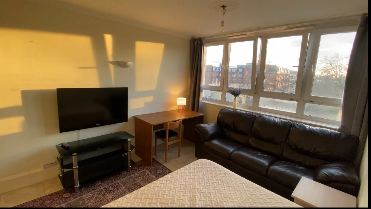Room in a Shared Flat, Semley House, SW1W, N1 7GU