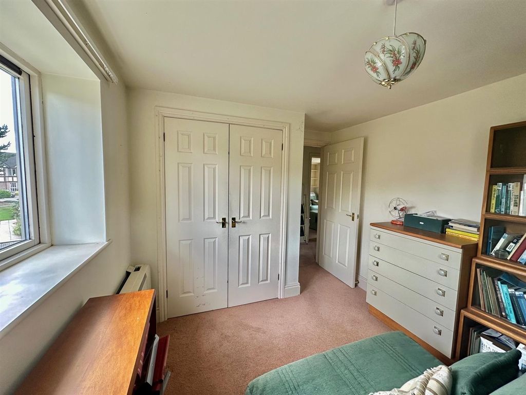 Additional image 16 of 2 bed flat for sale23 Richmond Village, Nantwich, Cheshire CW5