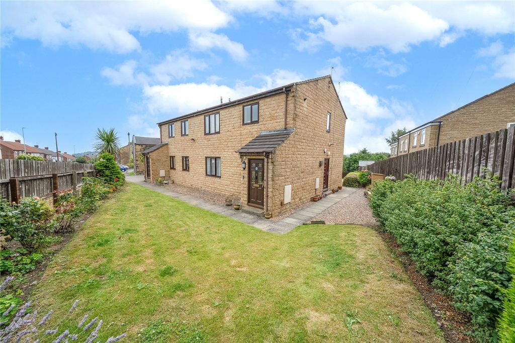 2 bed flat for saleNorthwood Close, Pudsey, West Yorkshire LS28