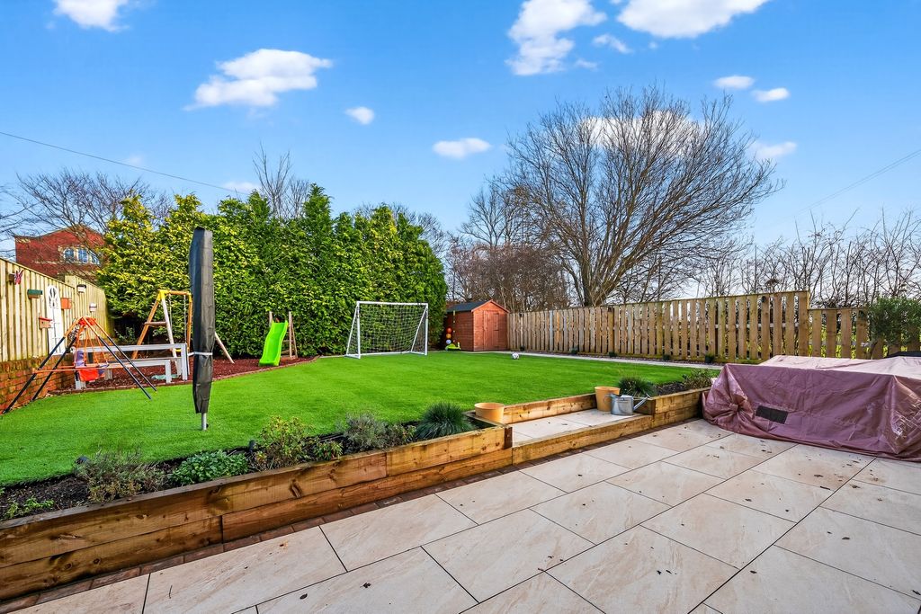 Additional image 2 of 5 bed detached house for salePoppy Lane, Ormskirk L39