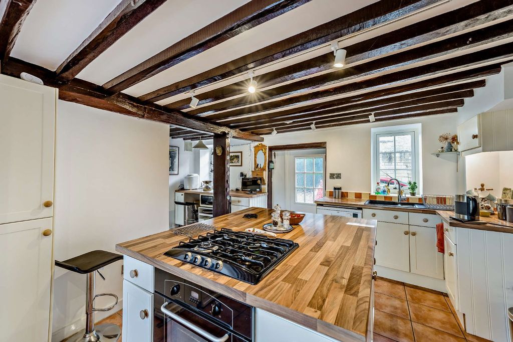 Additional image 6 of 3 bed semi-detached house for saleBurford Road, Lechlade, Gloucestershire GL7