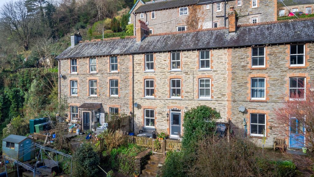 3 bed terraced house for saleWoodland View, Lynton EX35