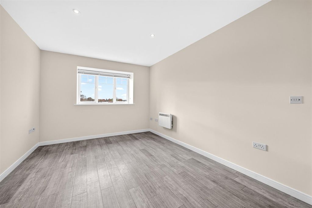 Additional image 10 of 2 bed flat for saleField House, Schoolgate Drive, Morden SM4